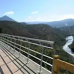 Casa De Barreiros Camélias De Basto *