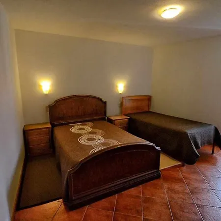 Nyaraló Casa De Barreiros Camelias De Basto *