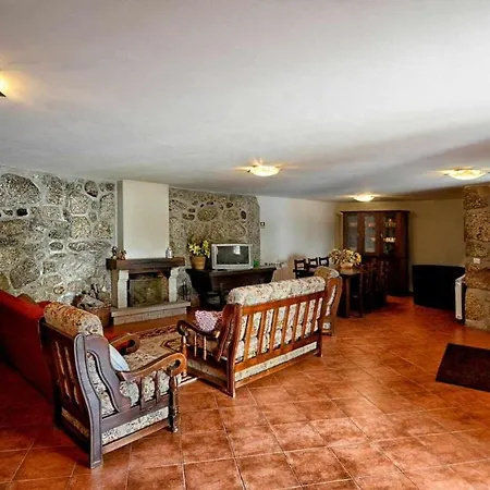 Holiday home Casa De Barreiros Camelias De Basto