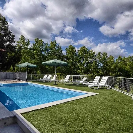 Casa De Barreiros Camelias De Basto Nyaraló