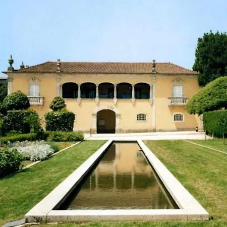 Casa De Barreiros Camelias De Basto * Lamelas (Douro Litoral)